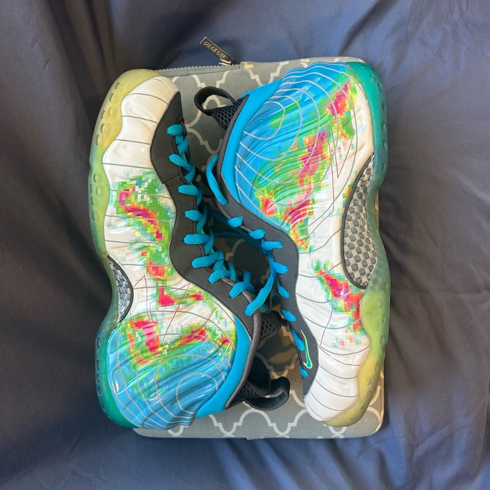 Nike Air Foamposite One
“Weatherman” (LIKE NEW) - Picture 7 of 15